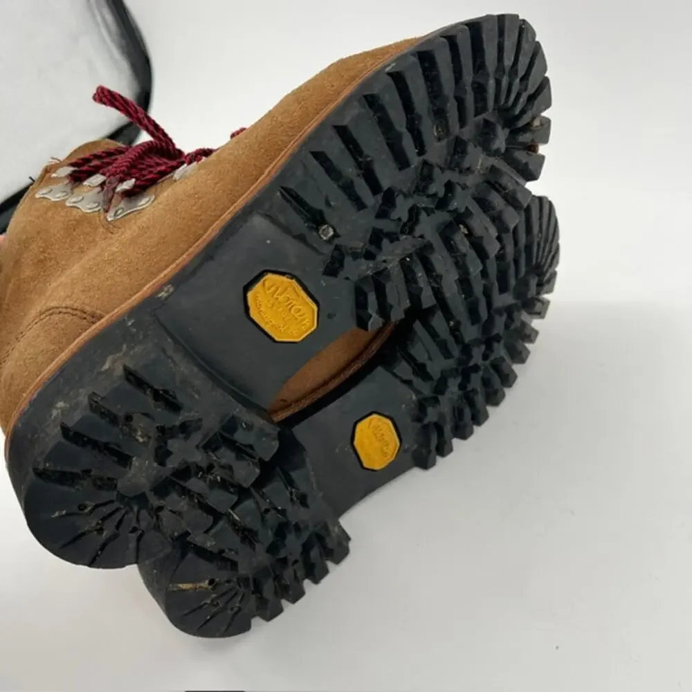 VTG Herman Survivors Suede Mountaineering Boots Size 7M Rugged Outdoor Vibram